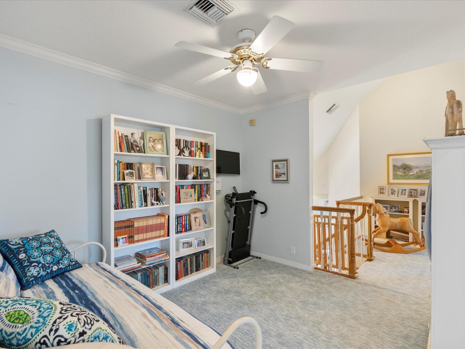 COUNTRY CLUB POINT - Residential