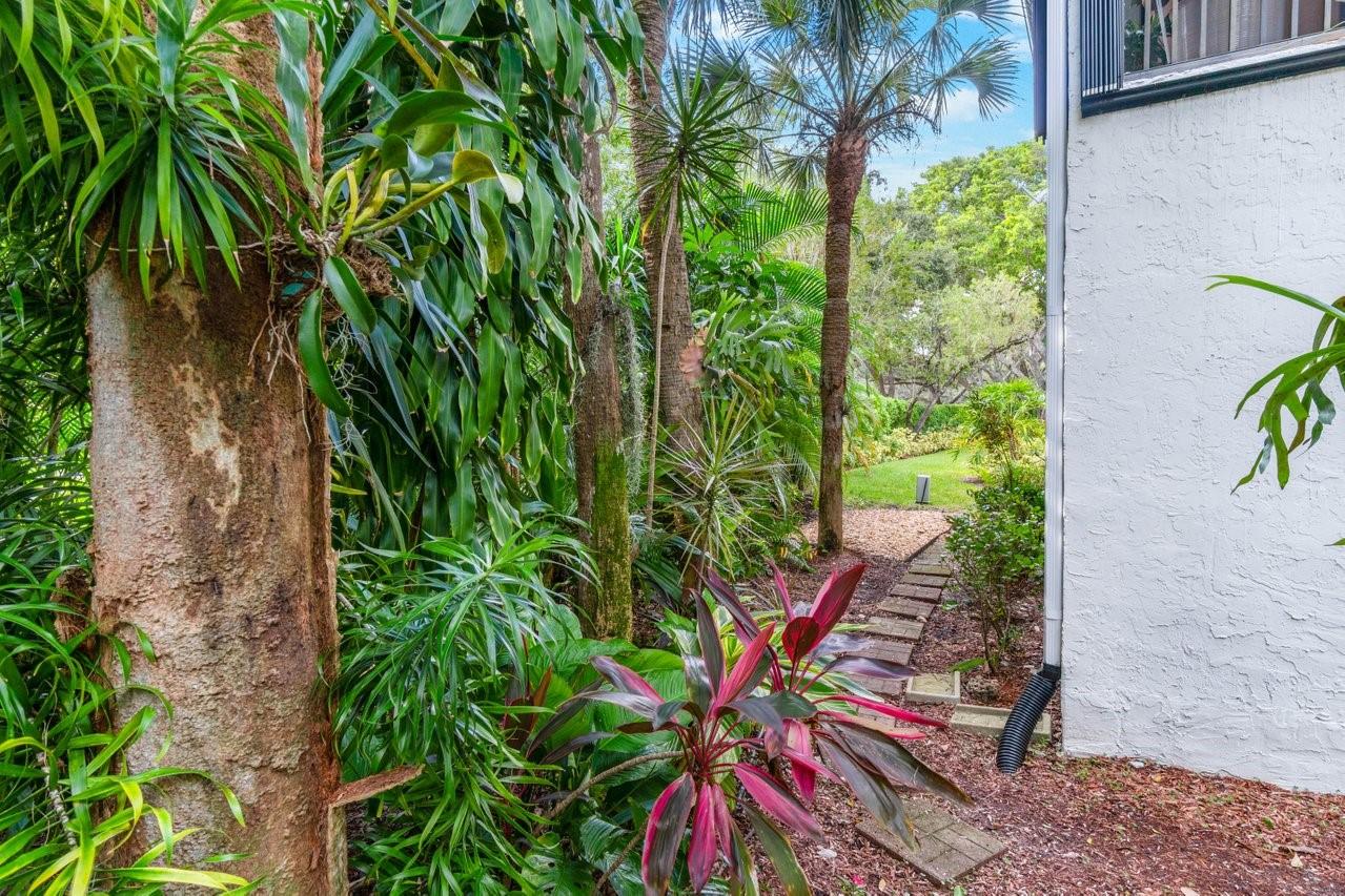 CARRIAGE HOMES AT TERRAMA - Residential Lease