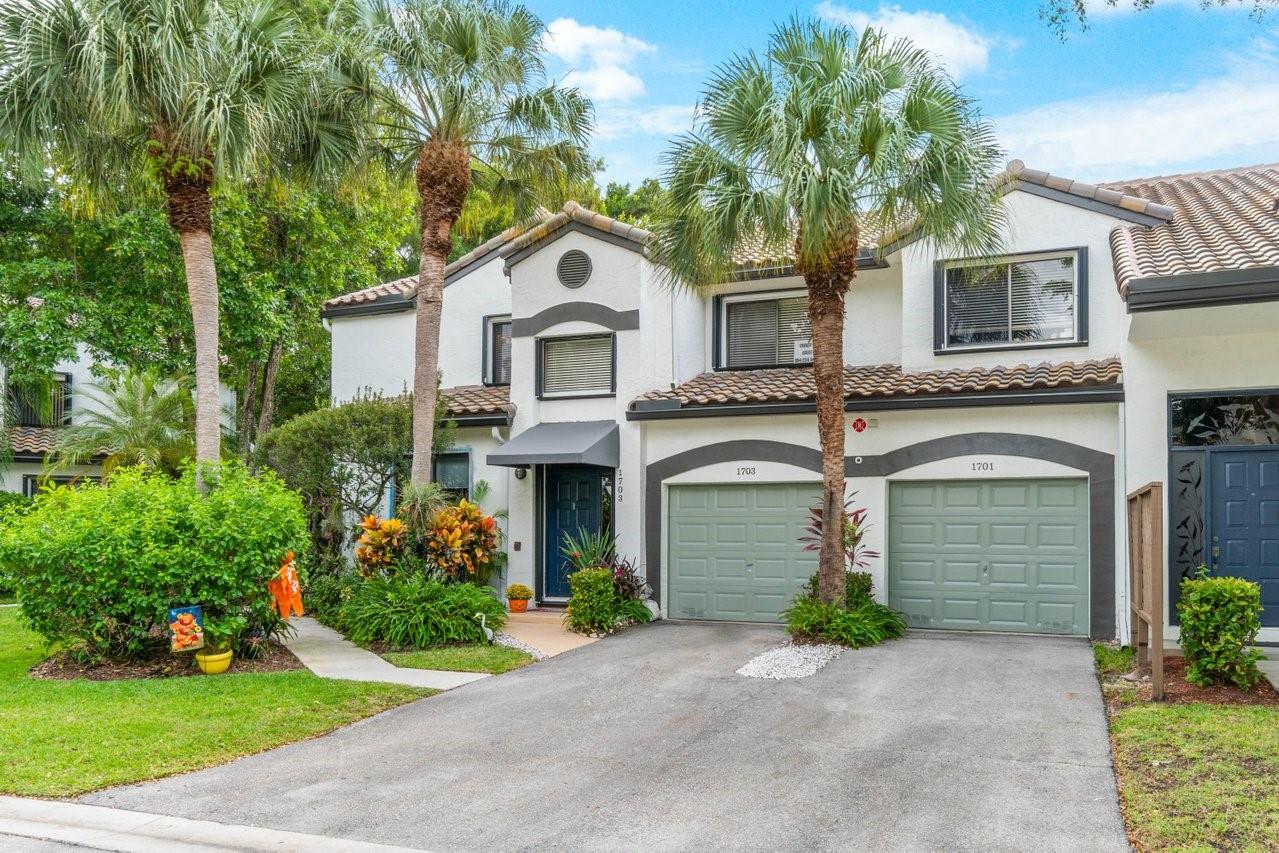 CARRIAGE HOMES AT TERRAMA - Residential Lease