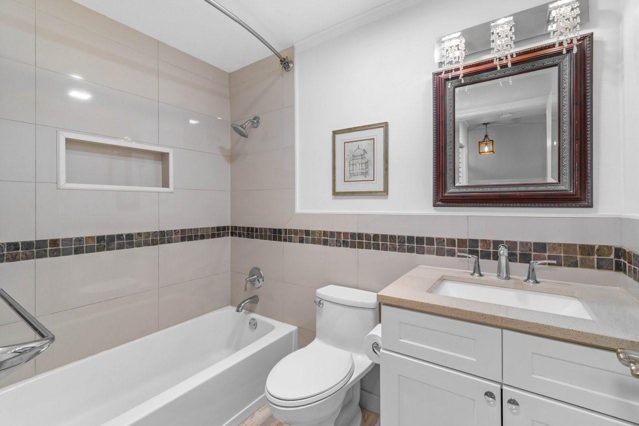 CARRIAGE HOMES AT TERRAMA - Residential Lease