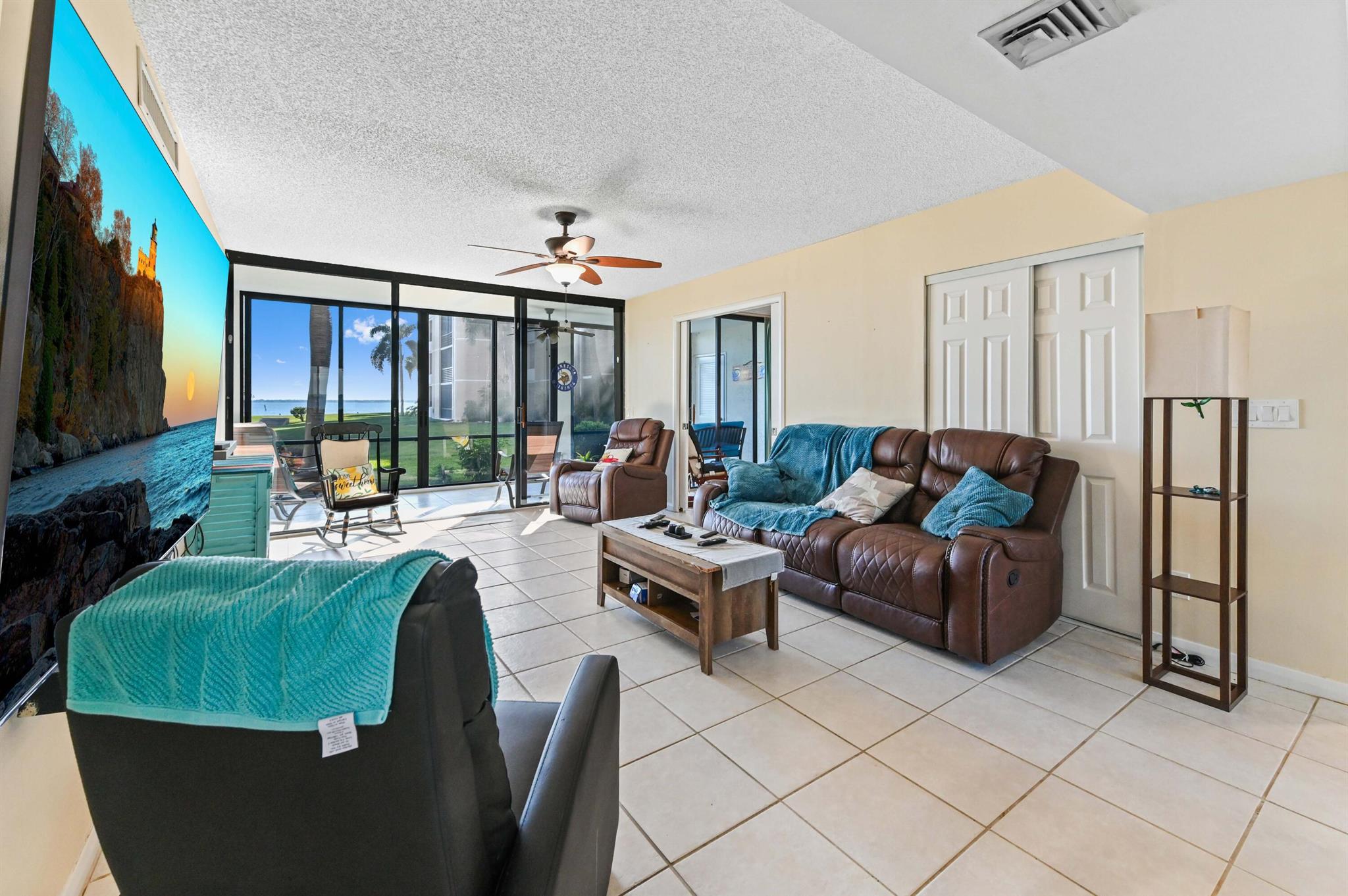 FAIRWINDS COVE - Residential