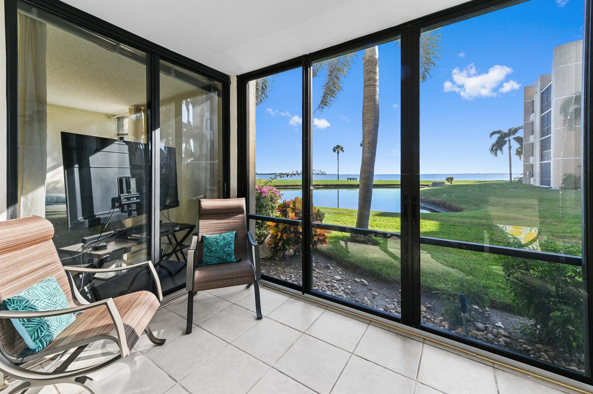 FAIRWINDS COVE - Residential