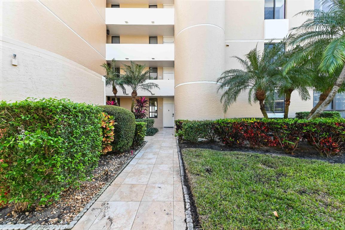 FAIRWINDS COVE - Residential