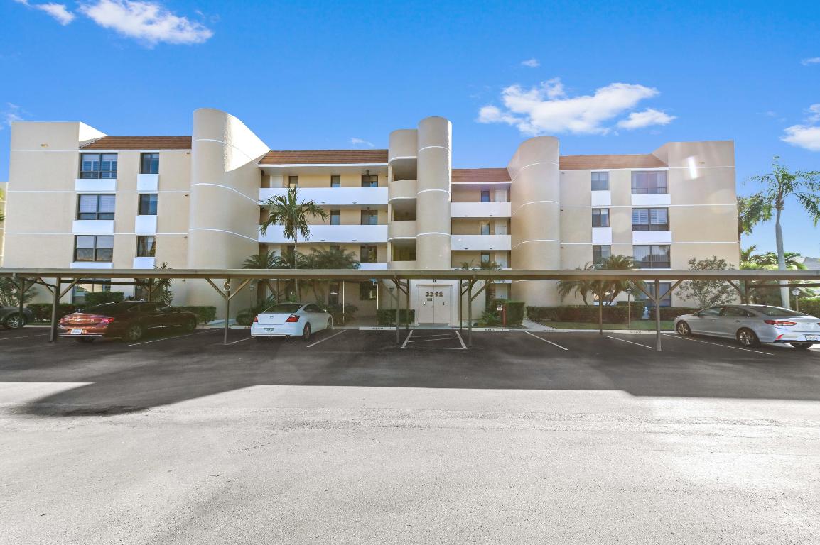 FAIRWINDS COVE - Residential