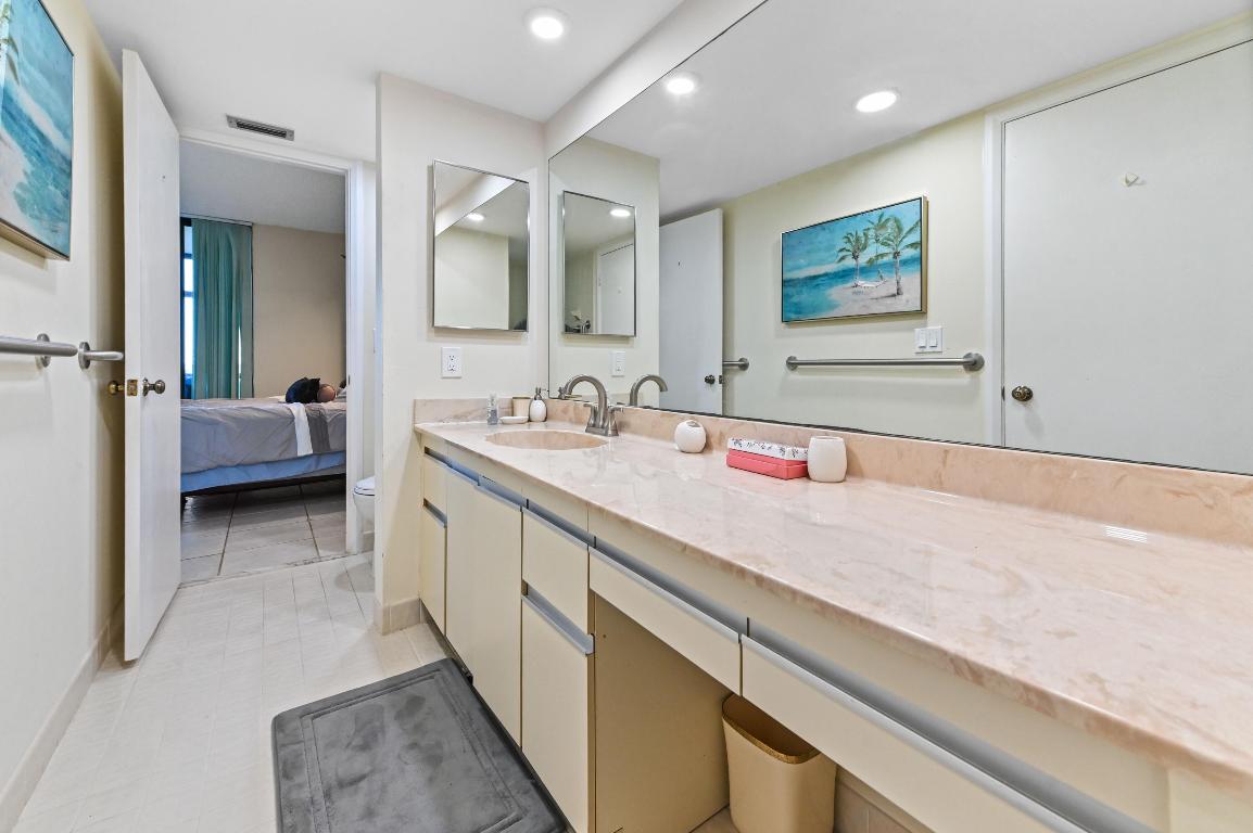 FAIRWINDS COVE - Residential