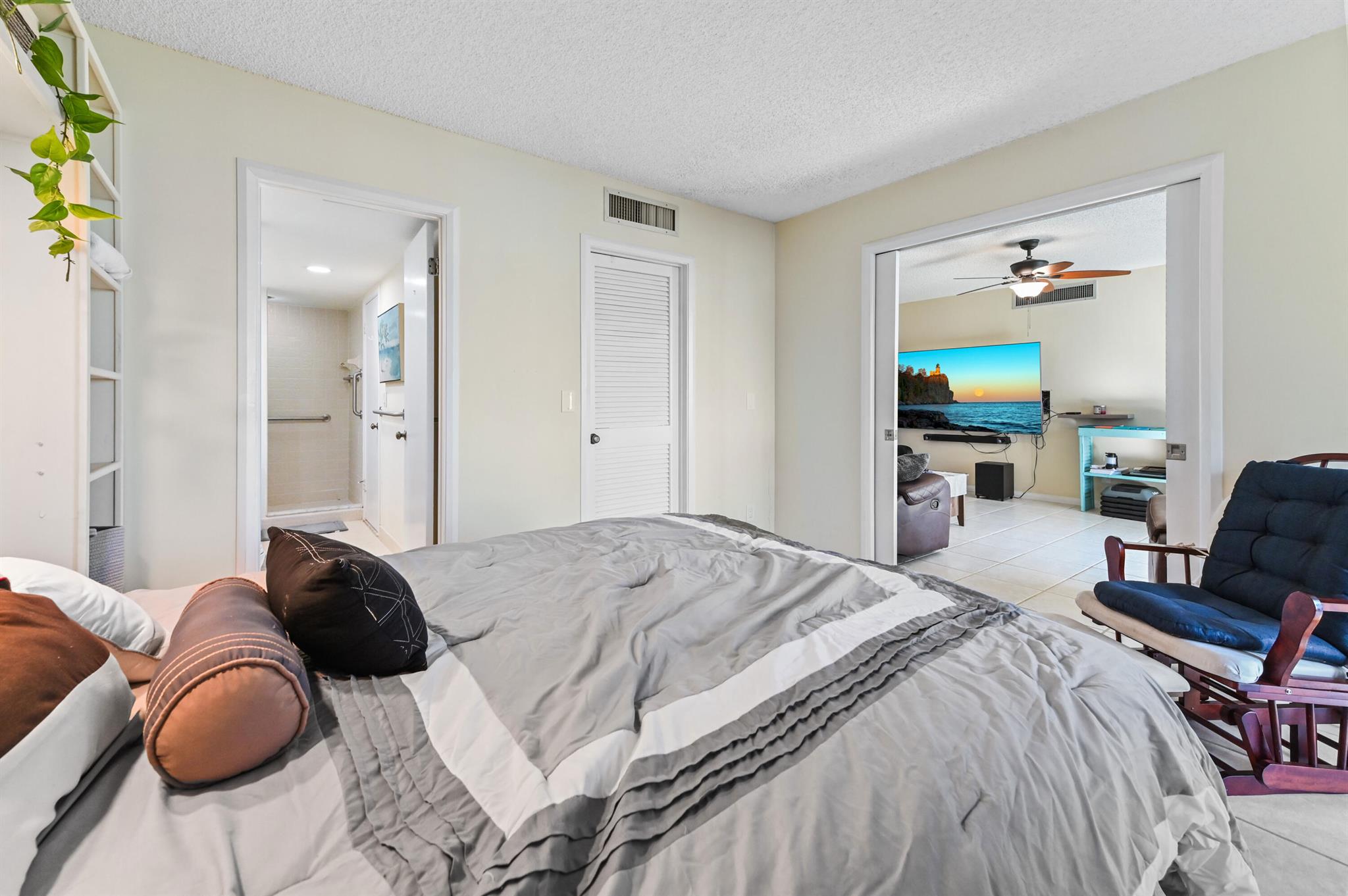 FAIRWINDS COVE - Residential