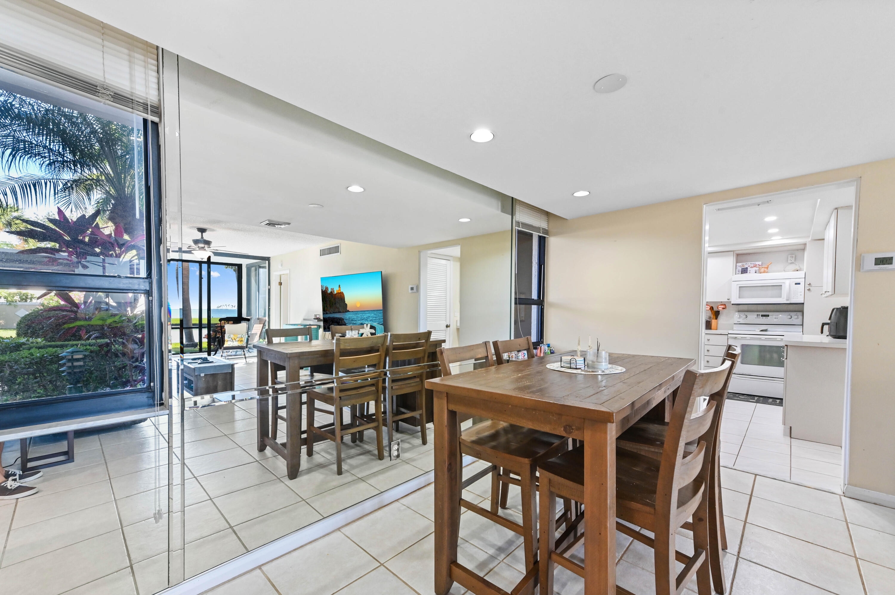 FAIRWINDS COVE - Residential