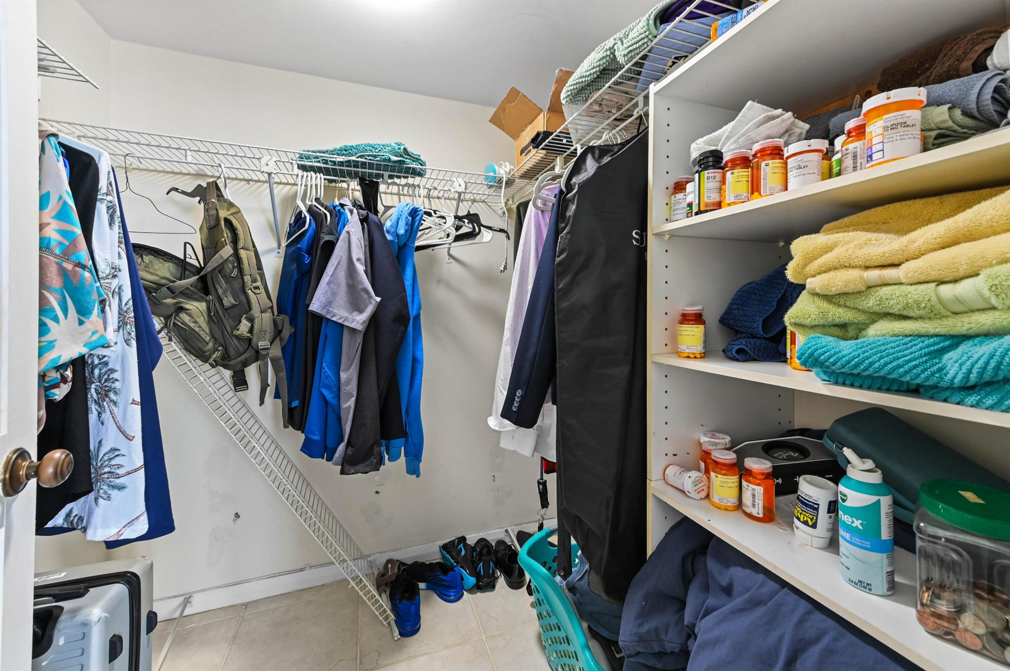 FAIRWINDS COVE - Residential