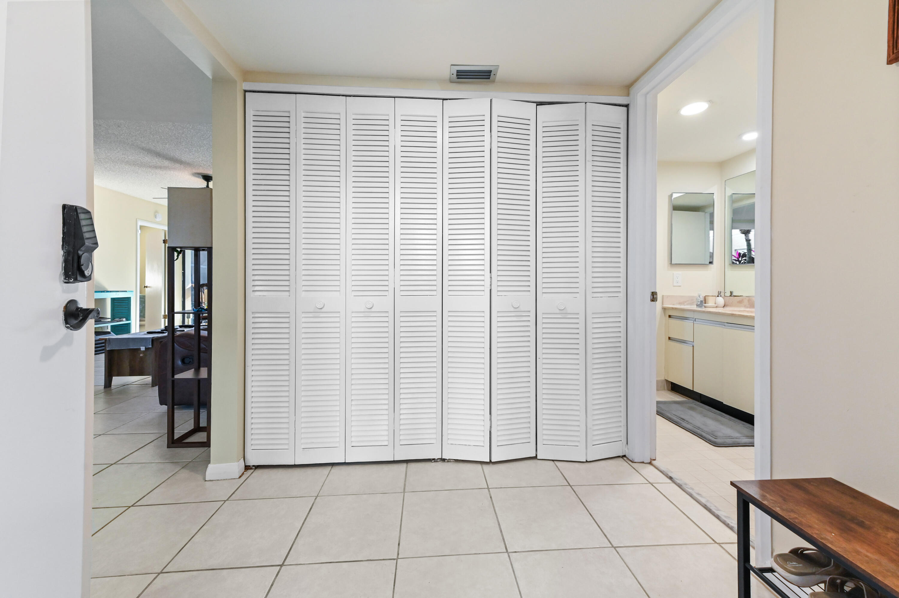 FAIRWINDS COVE - Residential