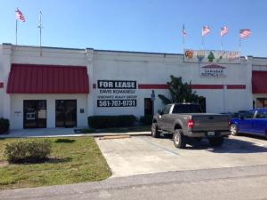 GROSS lease includes water and all CAM charges. Tenants pay electric only. BEST PRICE IN TOWN FOR COMPARABLE WILL MATCH ANY PRICE!