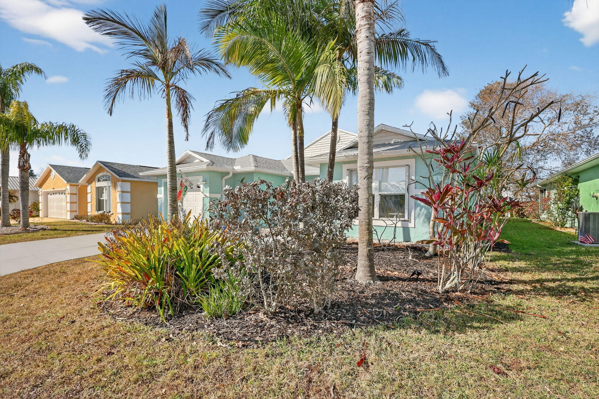 6655 Alemendra Street