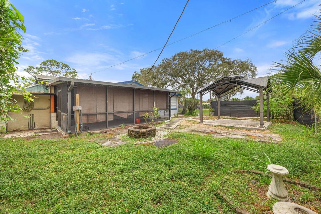 Photo of 1274 Sunrise Road, West Palm Beach, FL 33408 (MLS # R10943929)