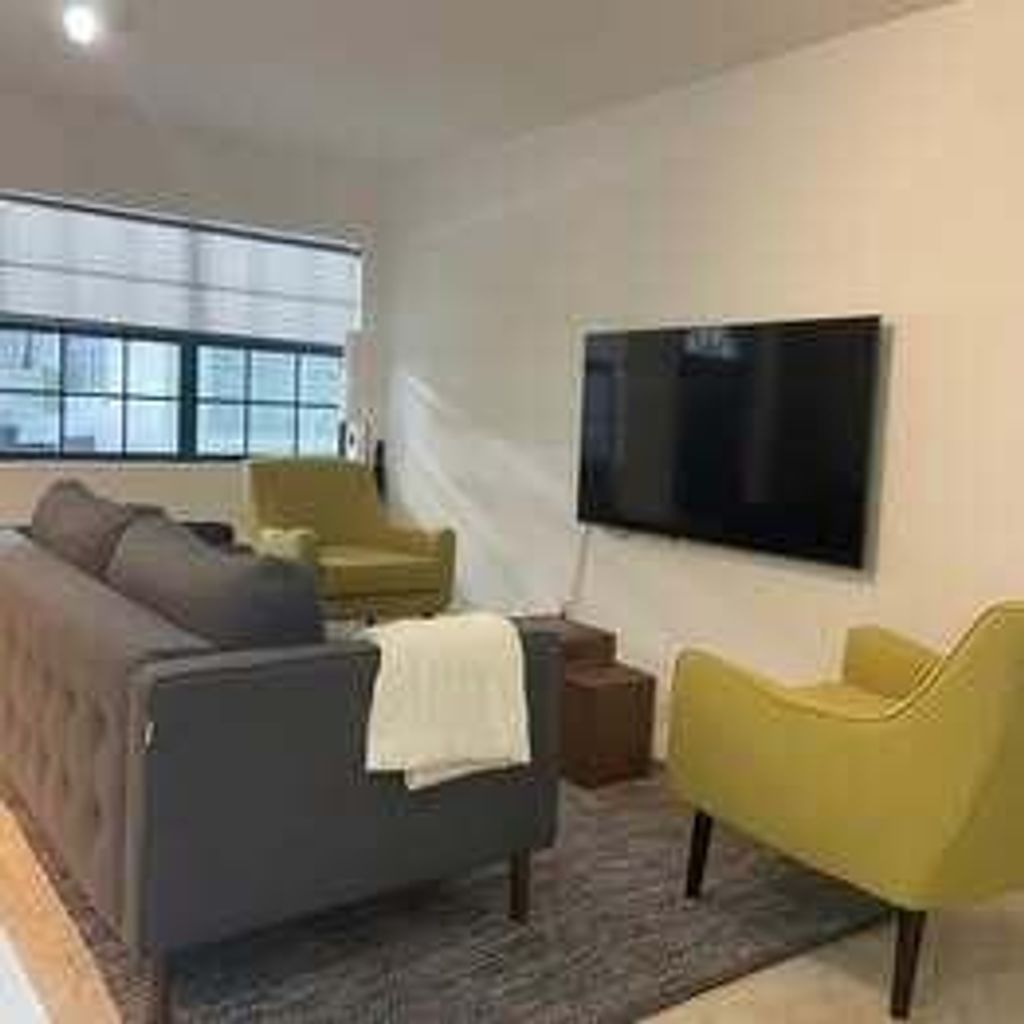 Photo of 2404 NE Ne 33rd Ave #4, Fort Lauderdale, FL 33305 (MLS # R11164854)