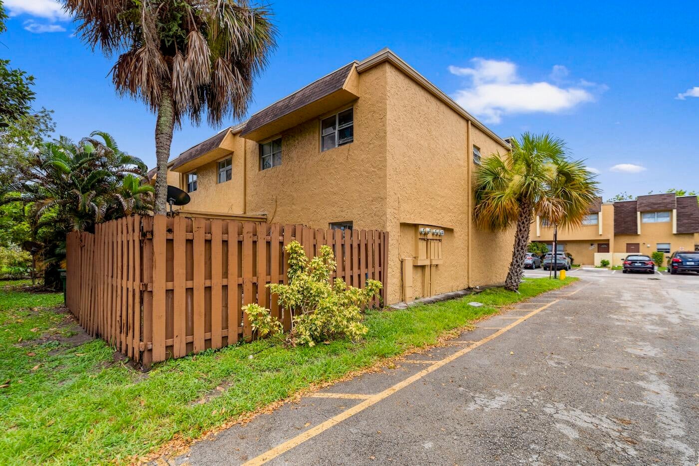 5655 BLUEBERRY Court 1