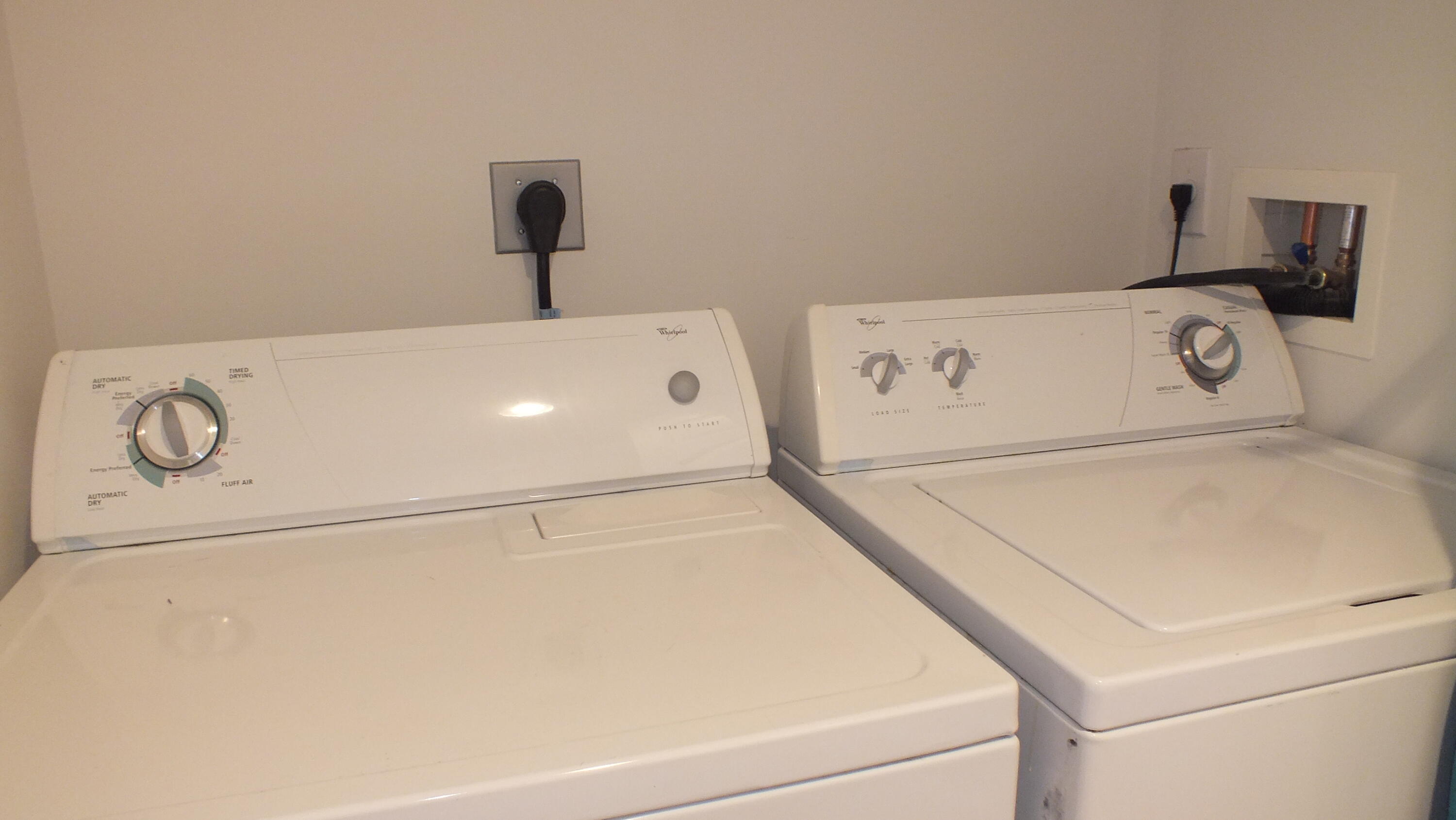 610 CLEMATIS CONDO - Residential Lease