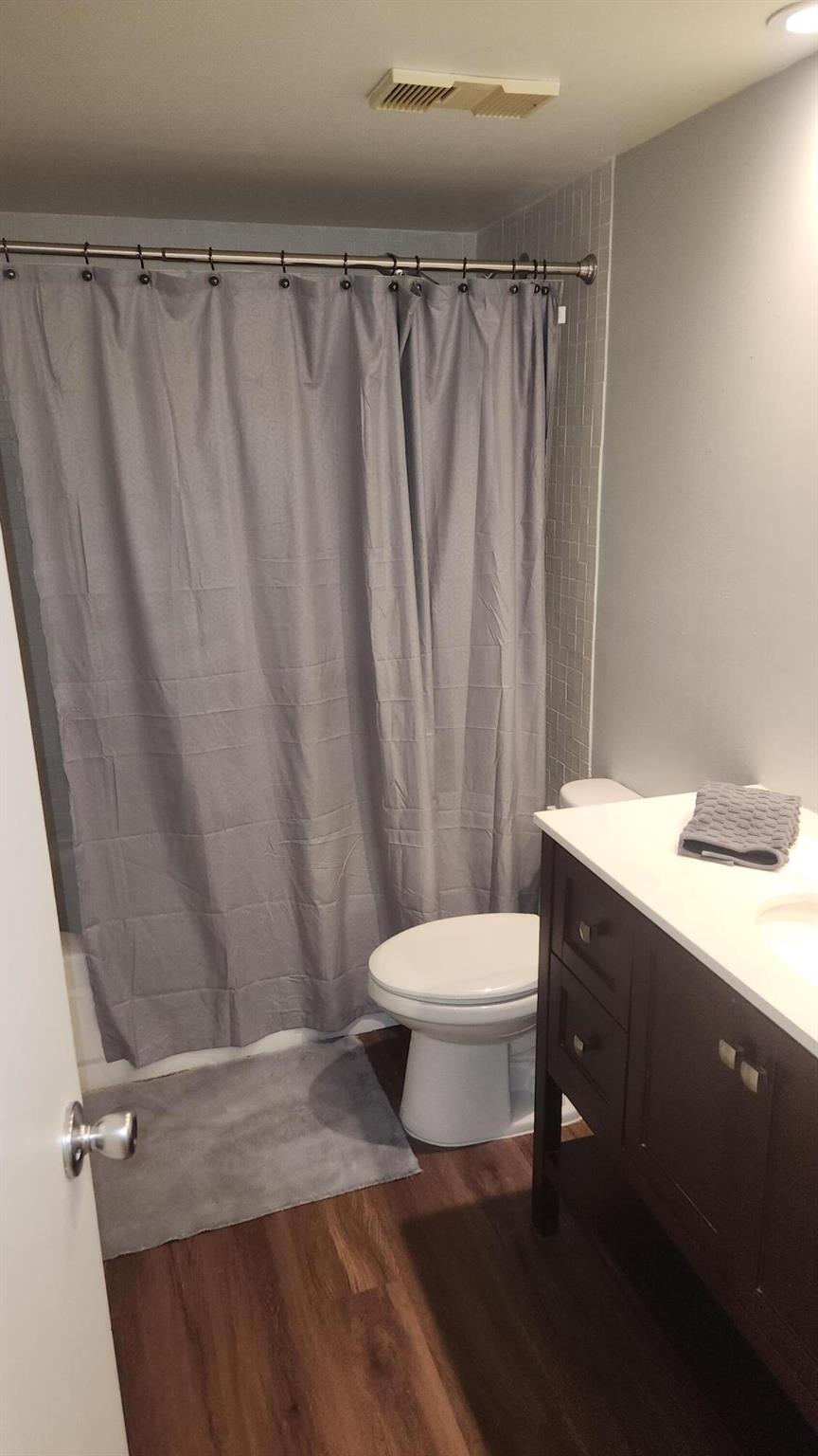 LAVERS DELRAY RACQUET CLU - Residential Lease