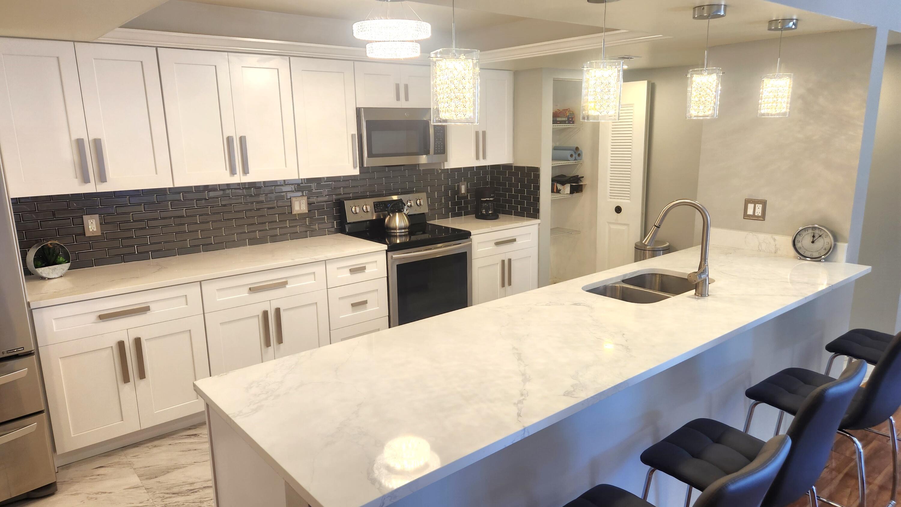 LAVERS DELRAY RACQUET CLU - Residential Lease