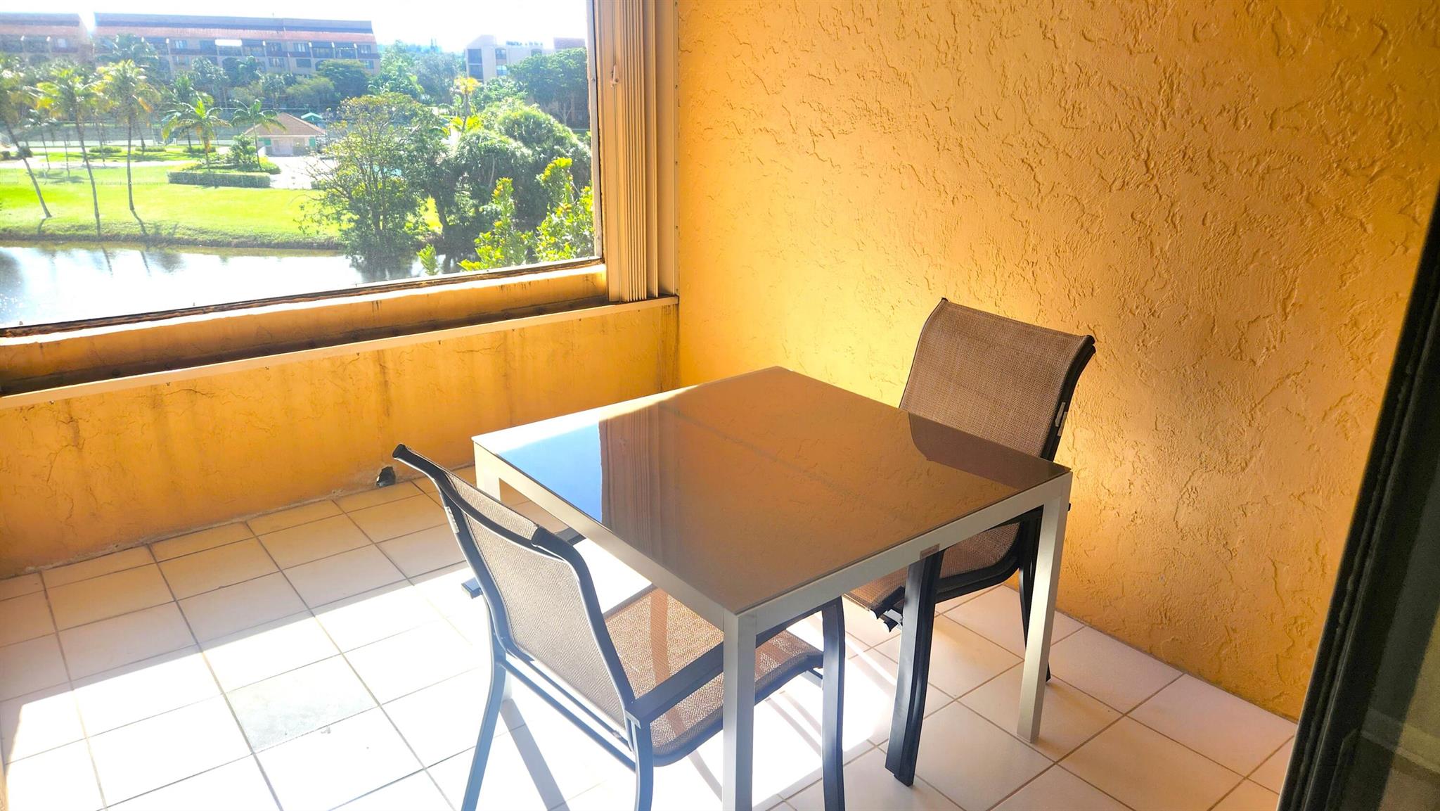 LAVERS DELRAY RACQUET CLU - Residential Lease