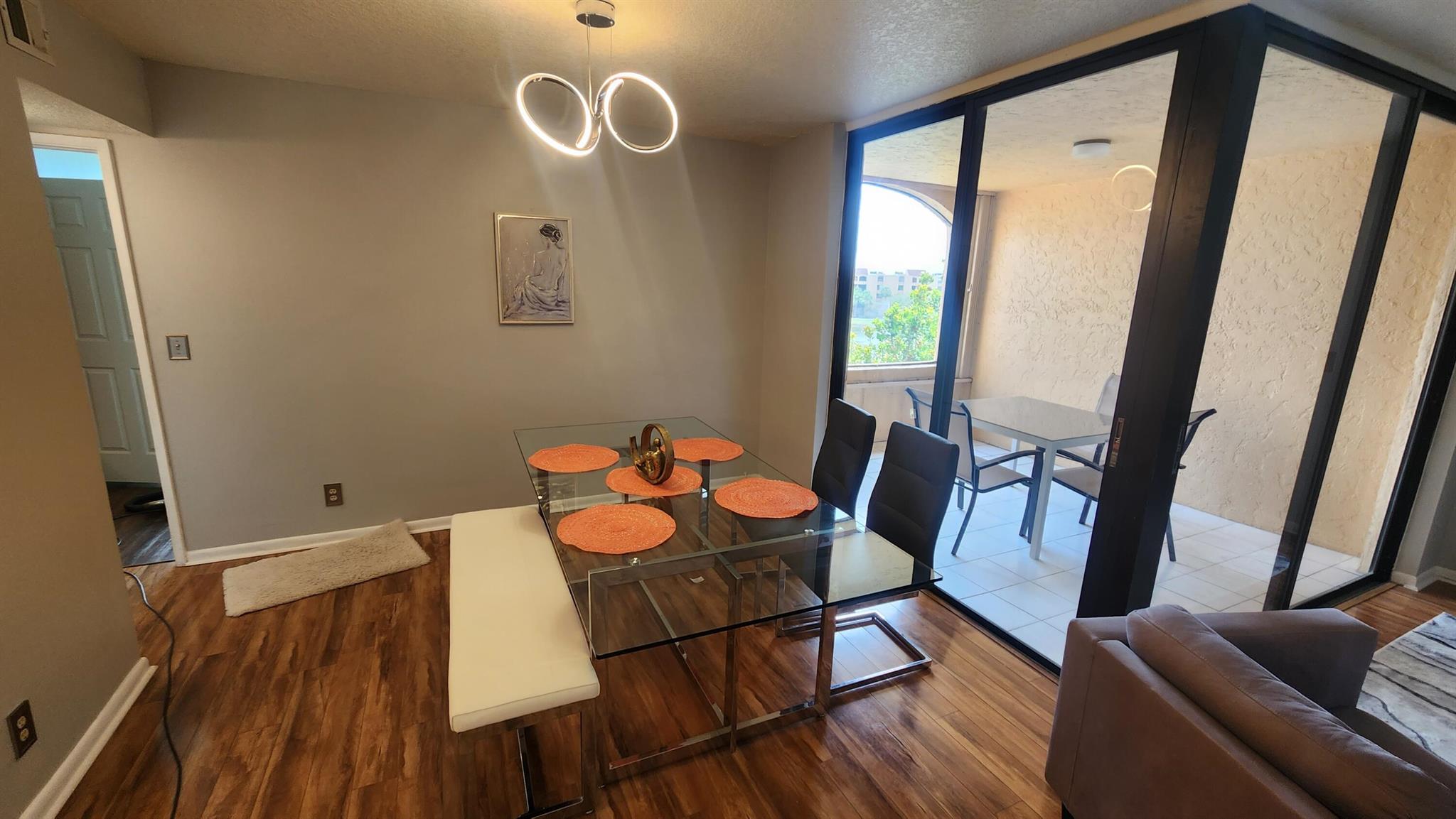 LAVERS DELRAY RACQUET CLU - Residential Lease