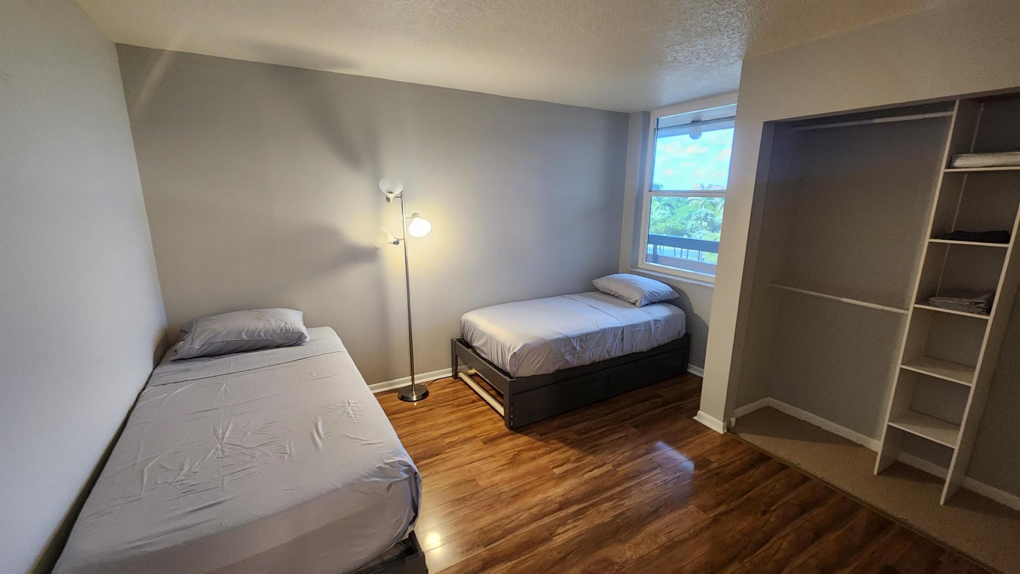 LAVERS DELRAY RACQUET CLU - Residential Lease