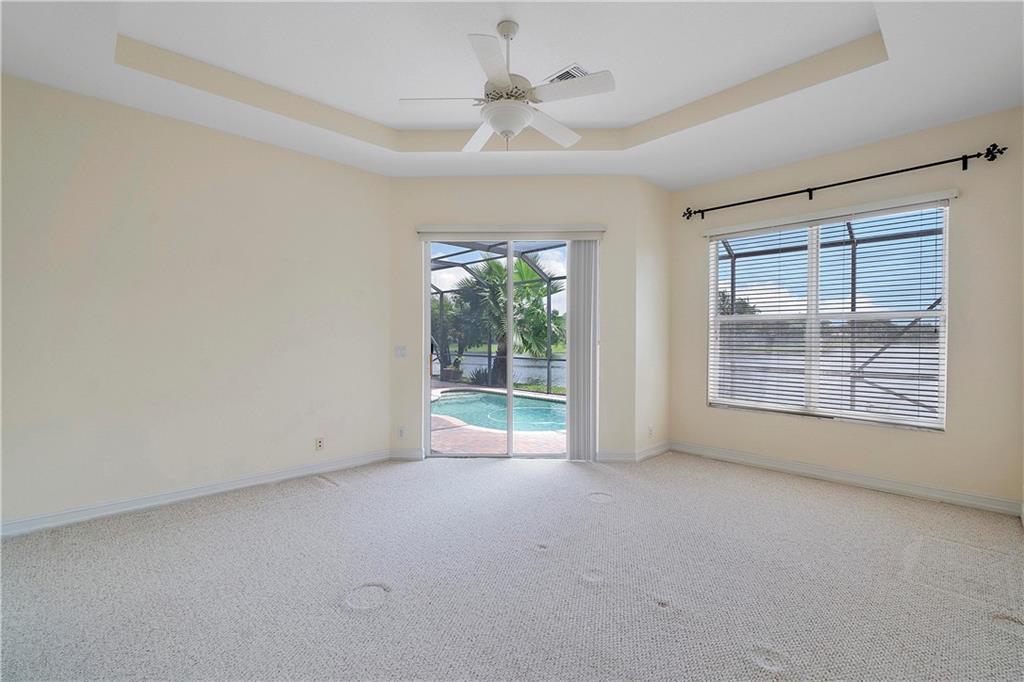 PARKLAND ISLES - Residential