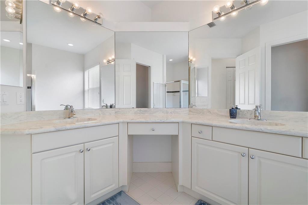 PARKLAND ISLES - Residential