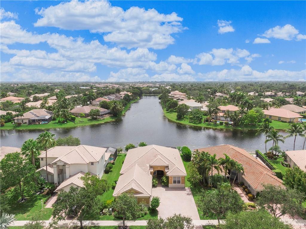 PARKLAND ISLES - Residential