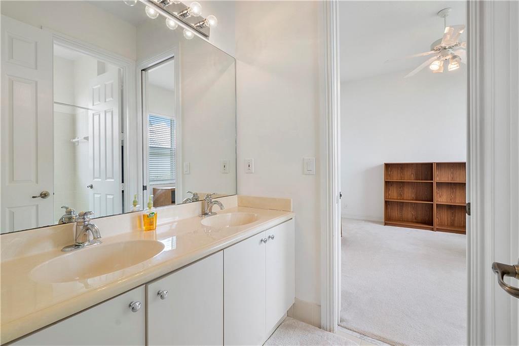 PARKLAND ISLES - Residential