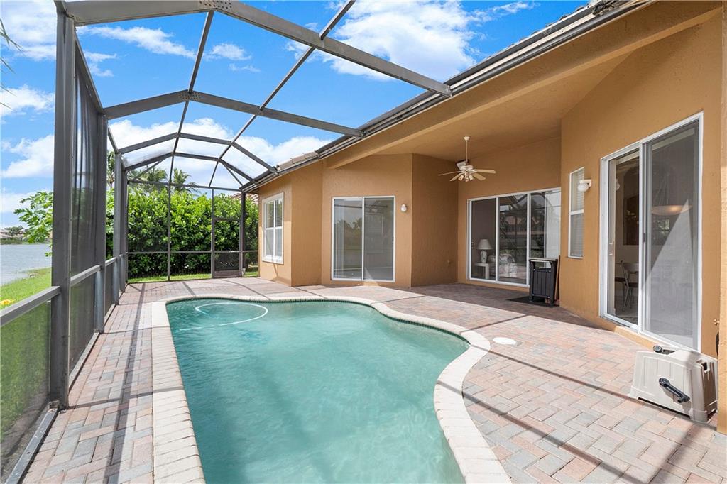 PARKLAND ISLES - Residential