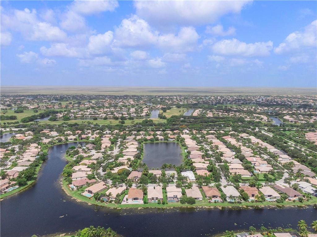 PARKLAND ISLES - Residential