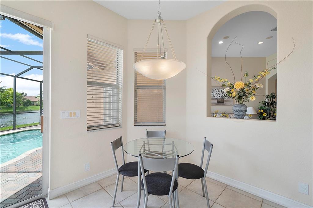 PARKLAND ISLES - Residential