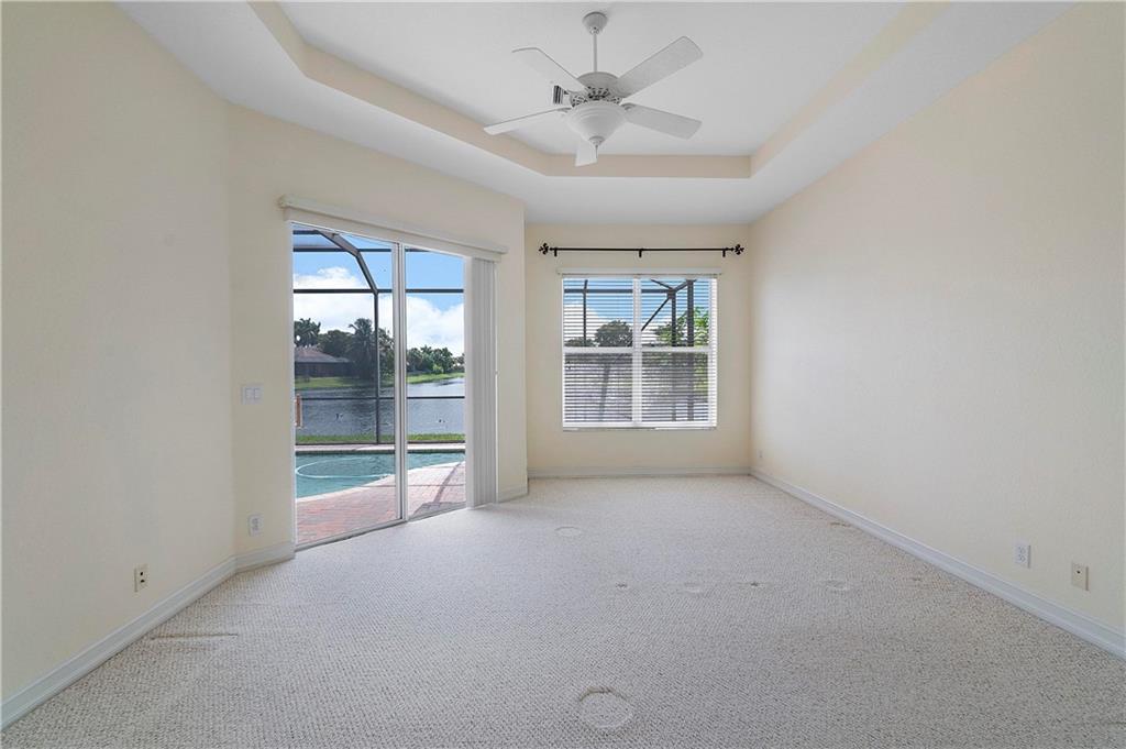 PARKLAND ISLES - Residential