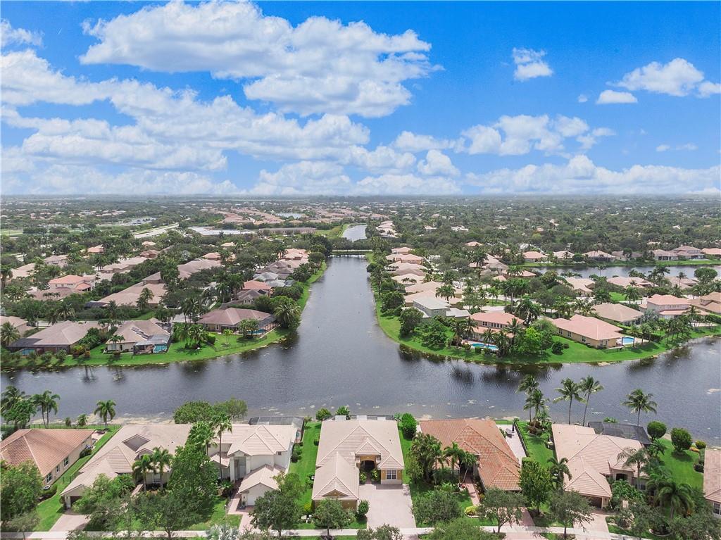 PARKLAND ISLES - Residential