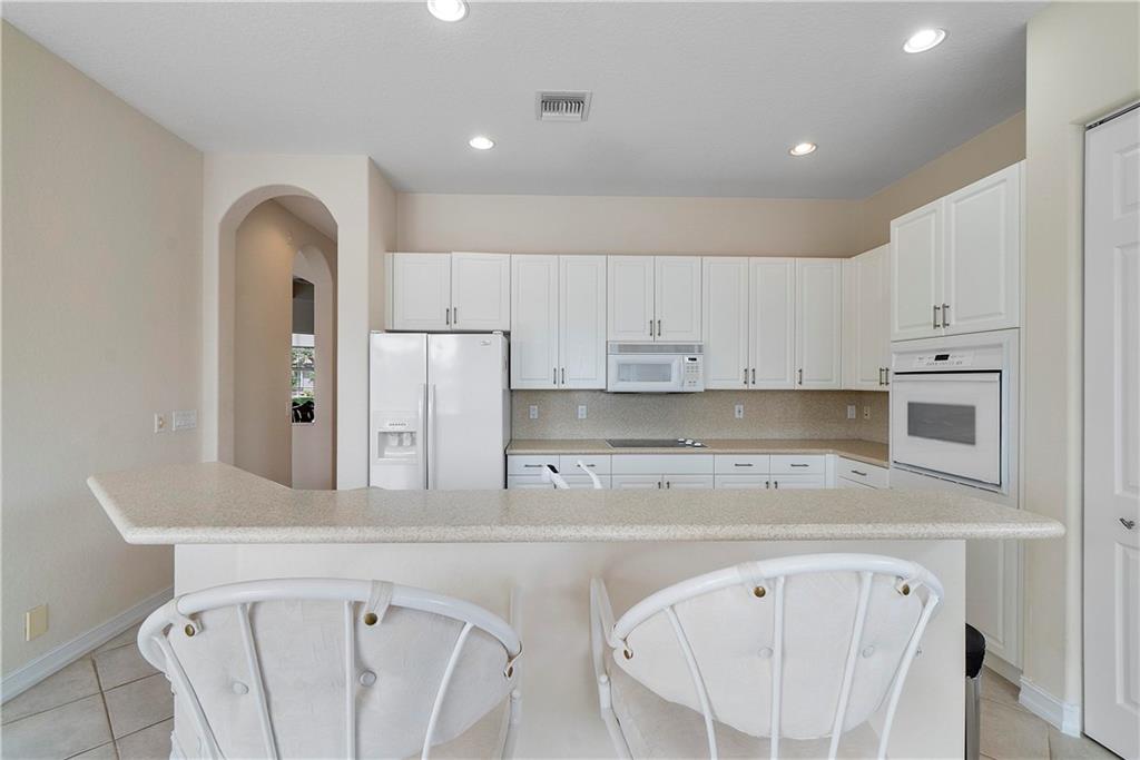 PARKLAND ISLES - Residential