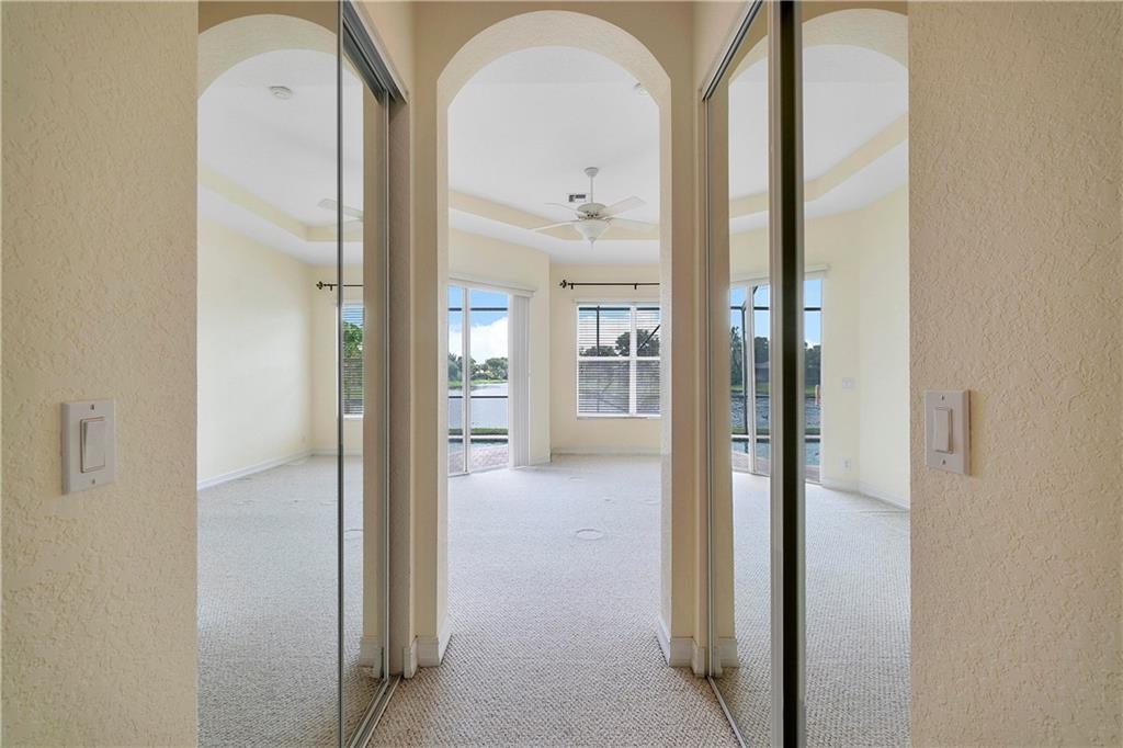 PARKLAND ISLES - Residential