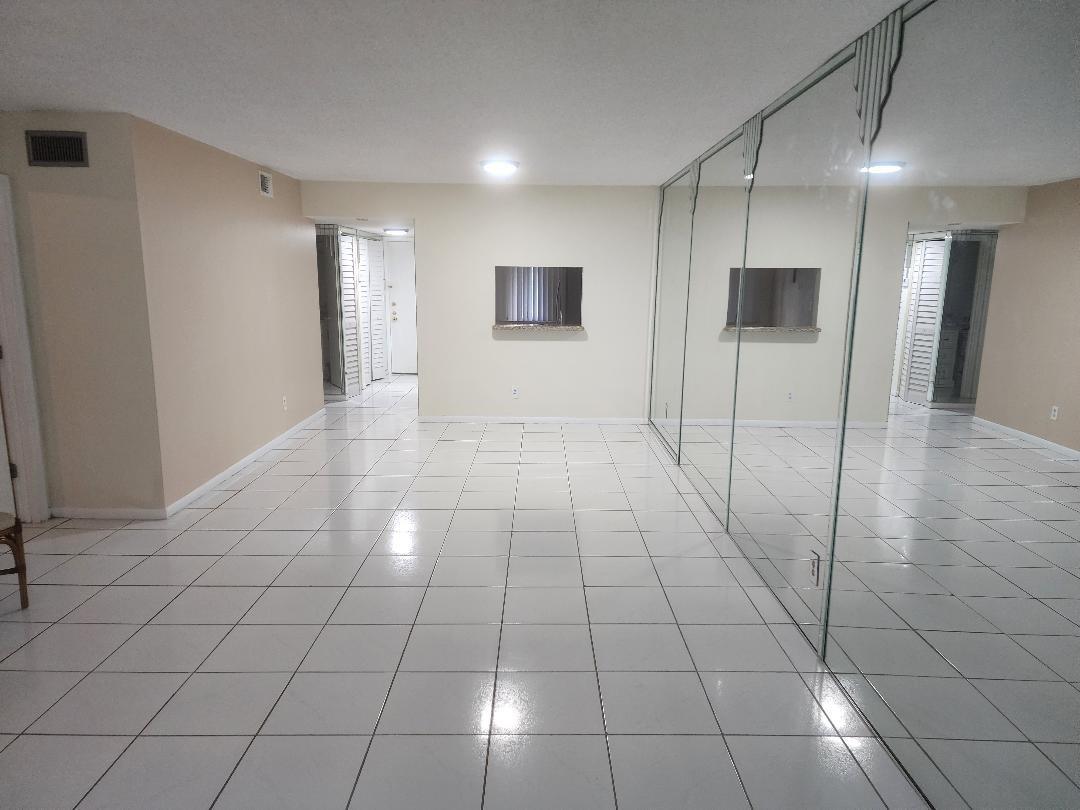 Las Vistas B In Inverrary - Residential Lease