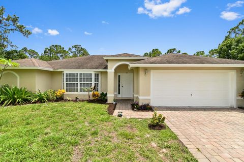 A home in Loxahatchee