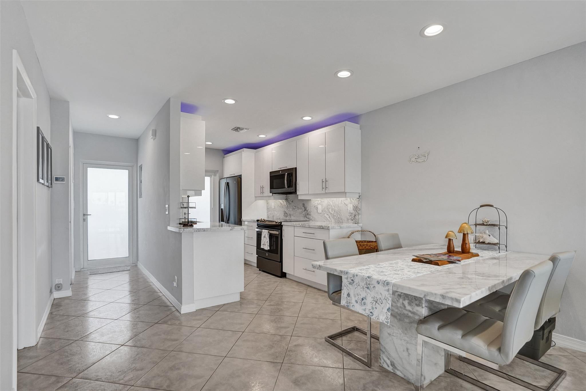 105 NE 19th Avenue 452