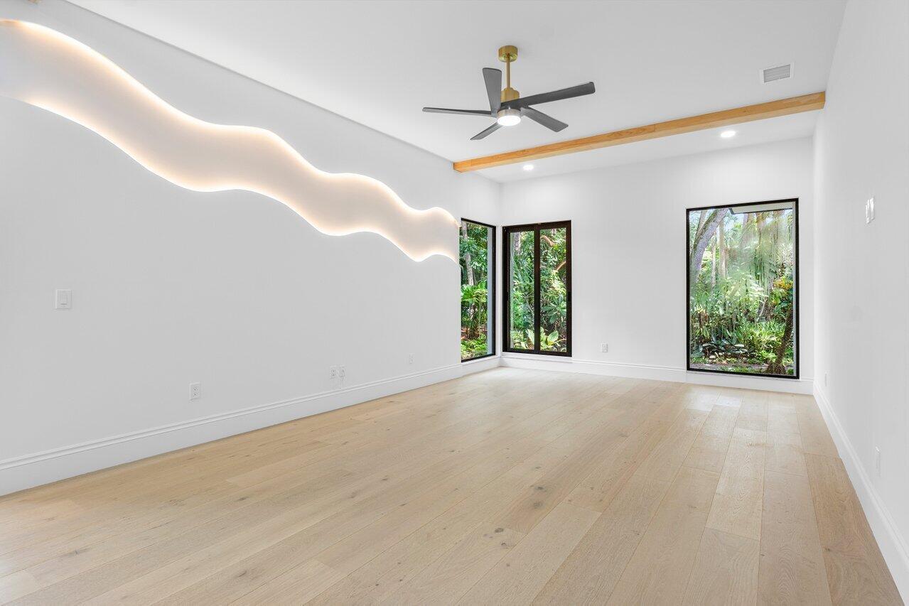 FOXE CHASE - Residential