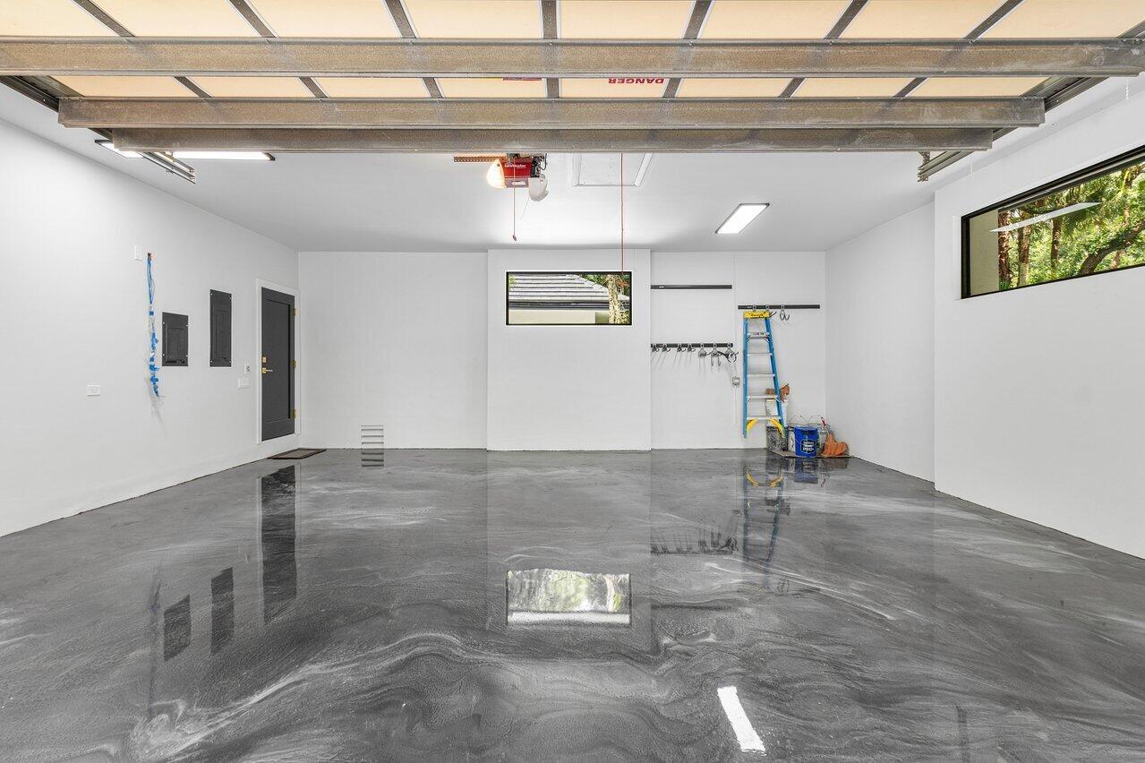 FOXE CHASE - Residential