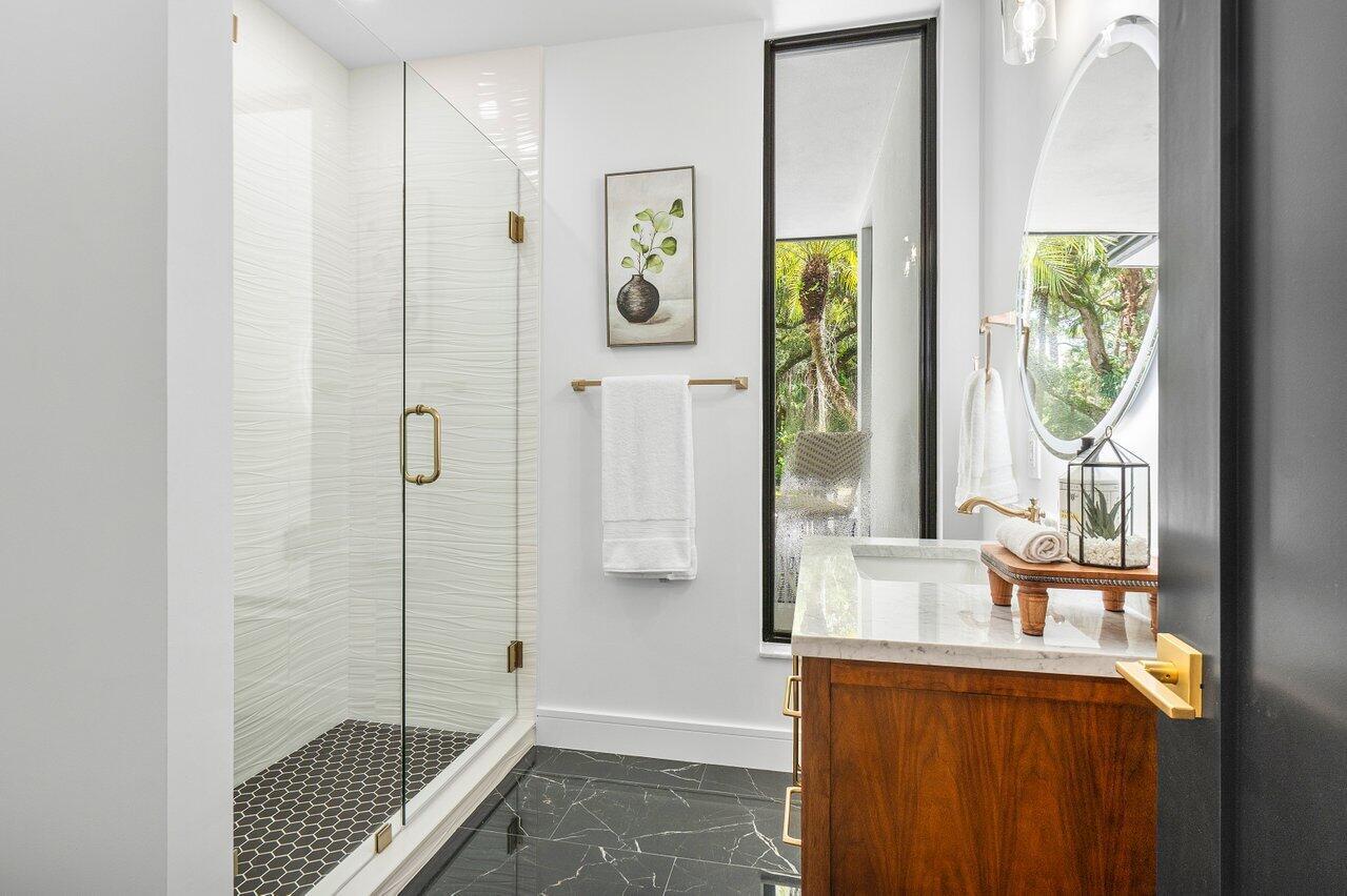 FOXE CHASE - Residential