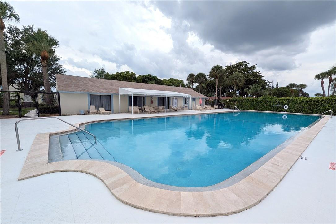 PALM CLUB VILLAGE 2 - Residential