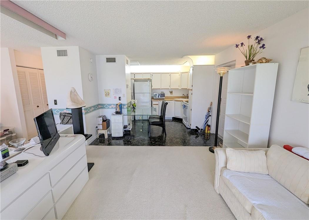 PALM CLUB VILLAGE 2 - Residential