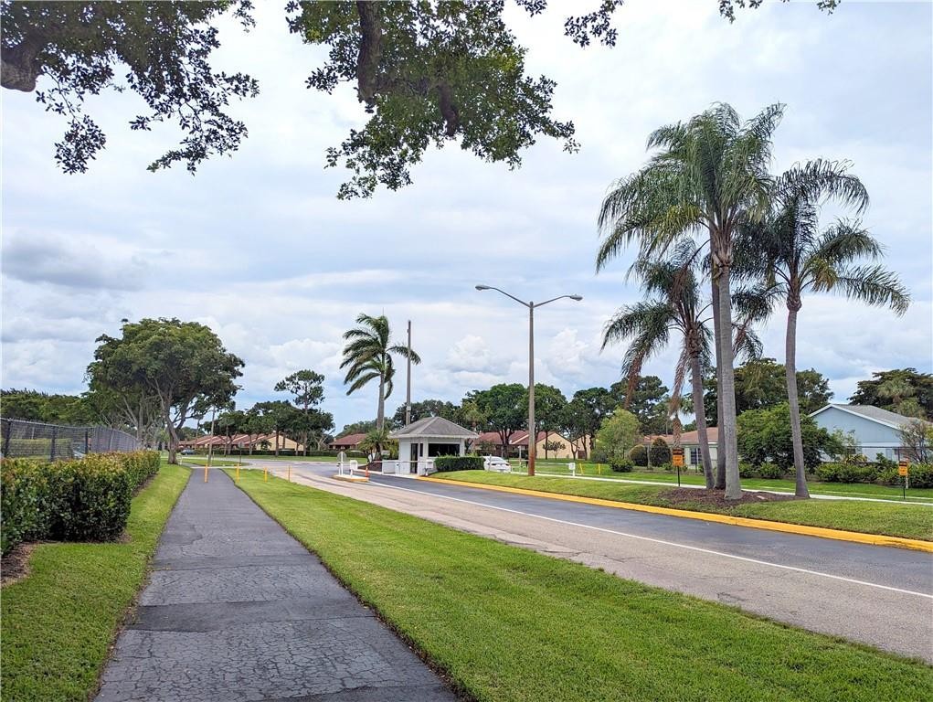 PALM CLUB VILLAGE 2 - Residential