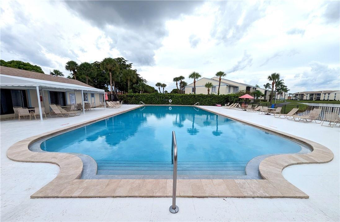 PALM CLUB VILLAGE 2 - Residential
