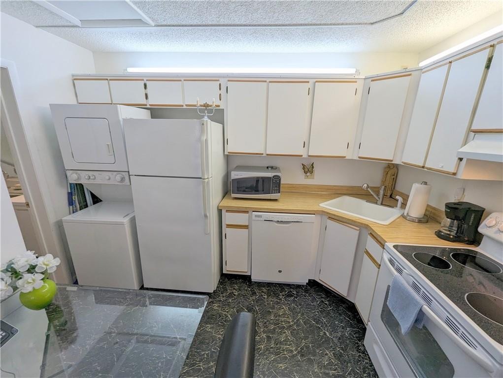 PALM CLUB VILLAGE 2 - Residential