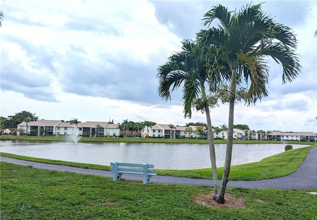 PALM CLUB VILLAGE 2 - Residential