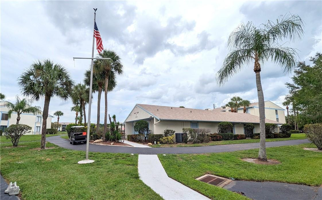 PALM CLUB VILLAGE 2 - Residential