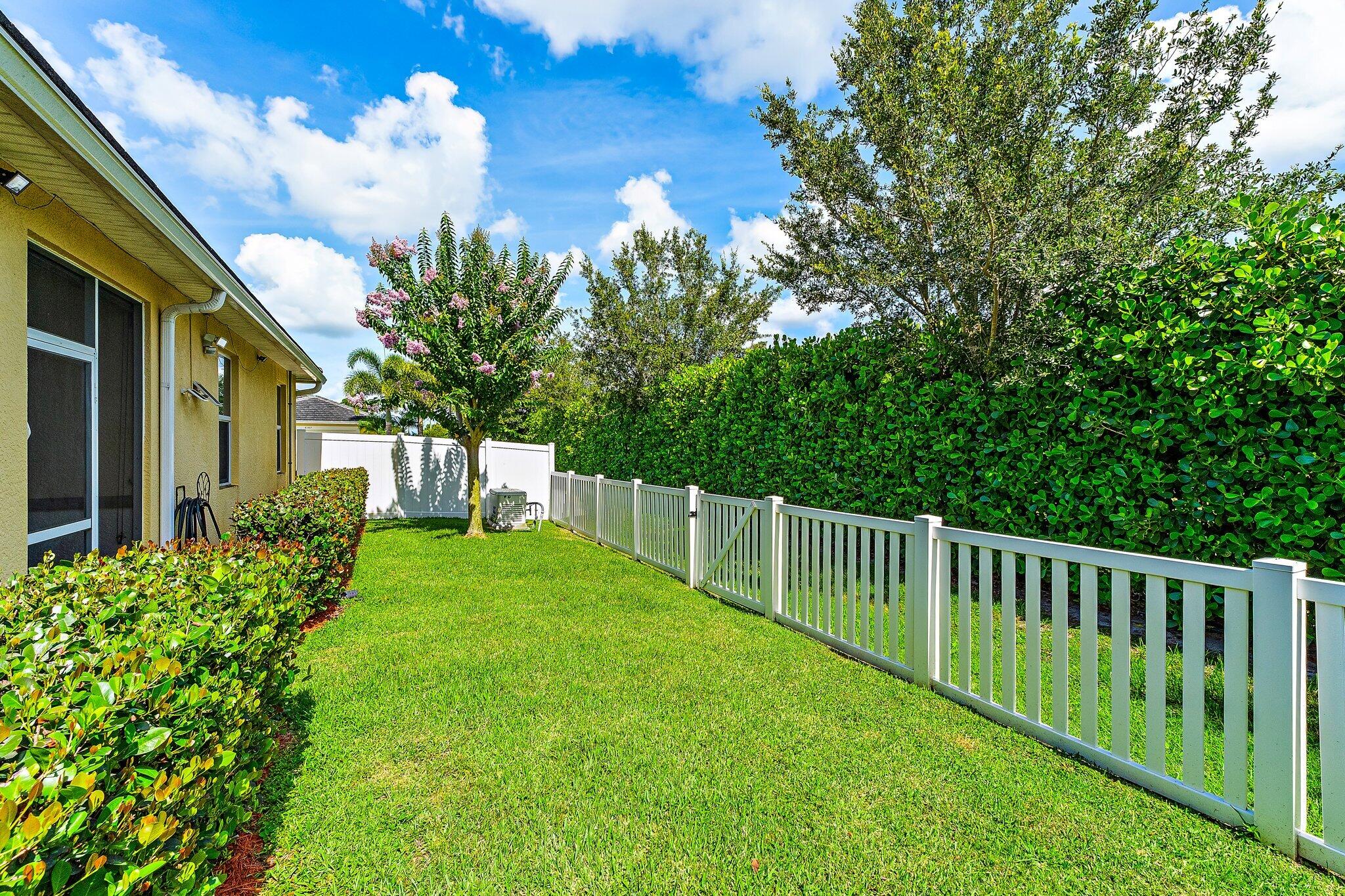 ST ANDREWS - Residential