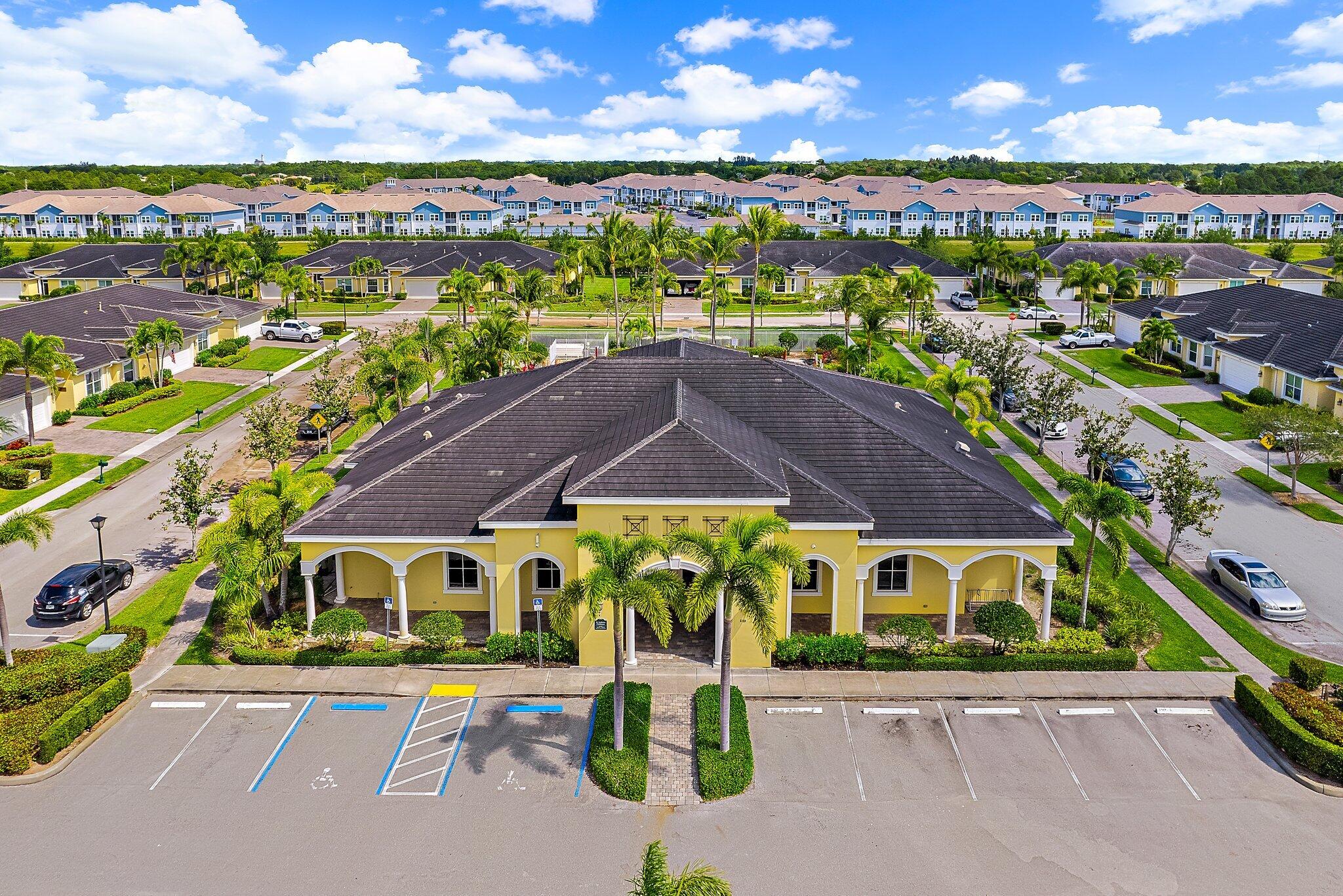 ST ANDREWS - Residential